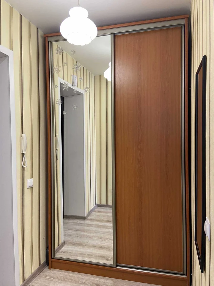 Калининград: "Квартира  в центре" Ореховая улица, 11