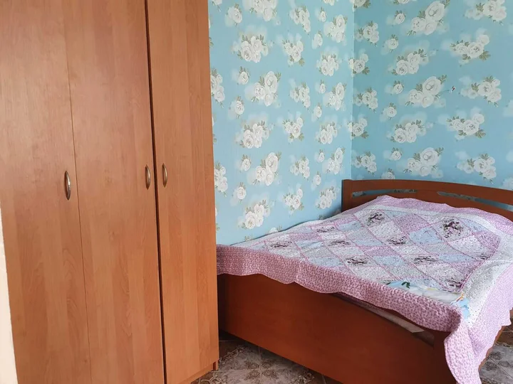 Голубицкая: Гостевой дом Морская 2/2