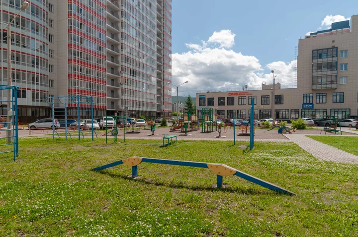 Красноярск: 1 комнатная квартира на берегу Енисея