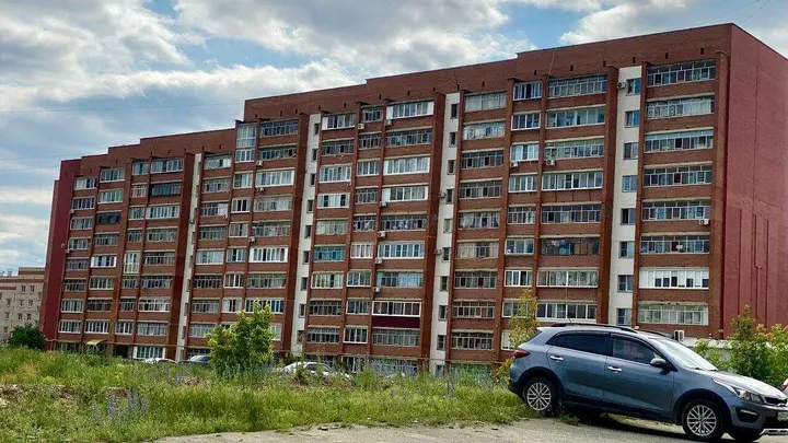Миасс: Ваш Оазис Спокойствия с Видом на Реку и Горы в Центре Городской Жизни.