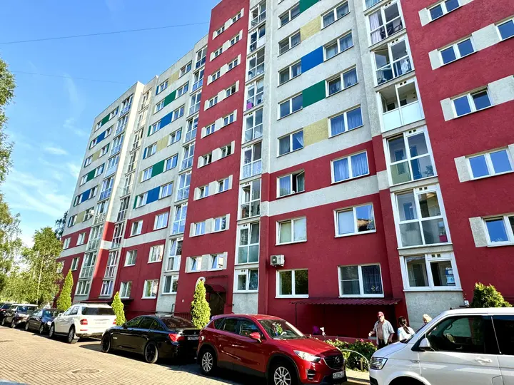Калининград: Апартаменты Друзья на Зорге 1
