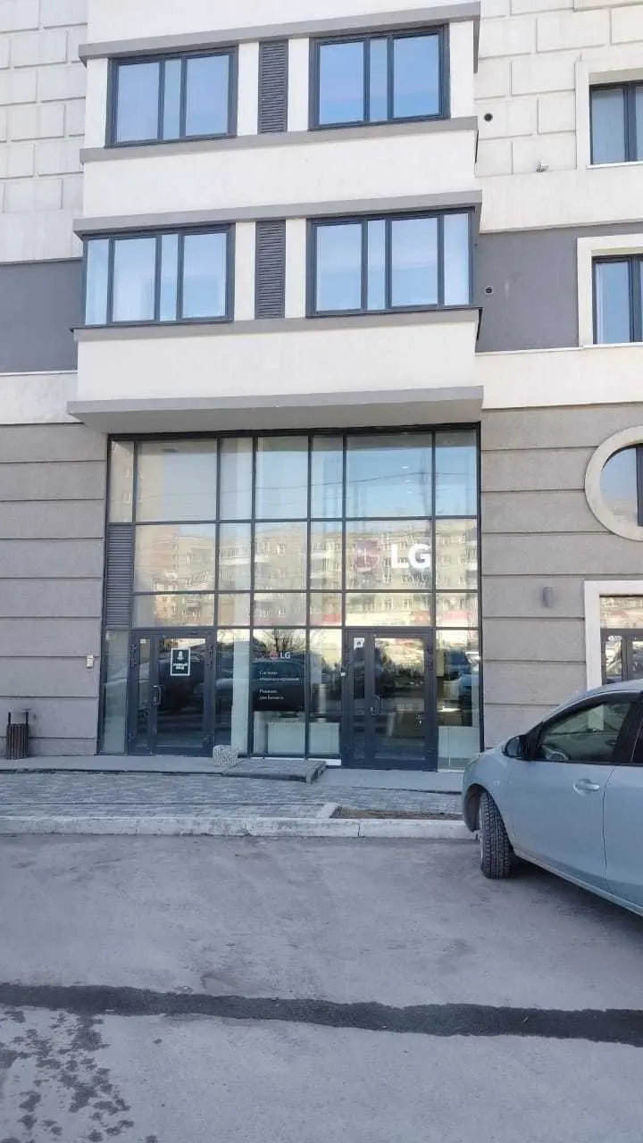 Новосибирск: Апартаменты на улице Кошурникова 22