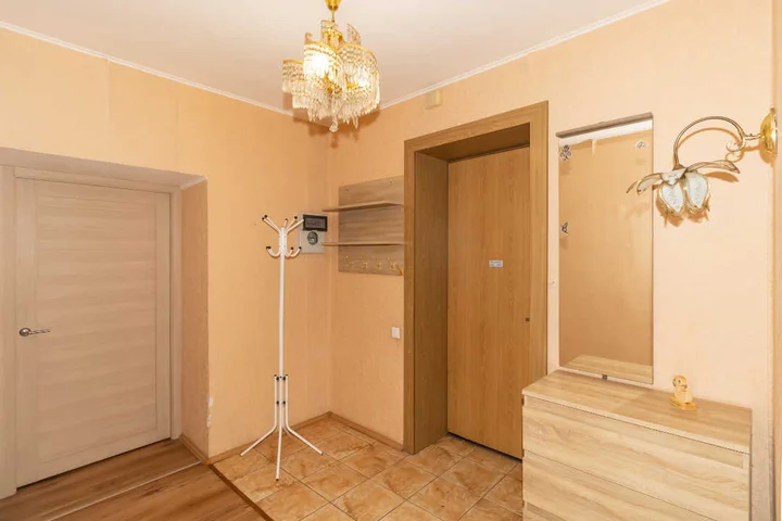 Челябинск: Квартира на ул. Тимирязева, 28