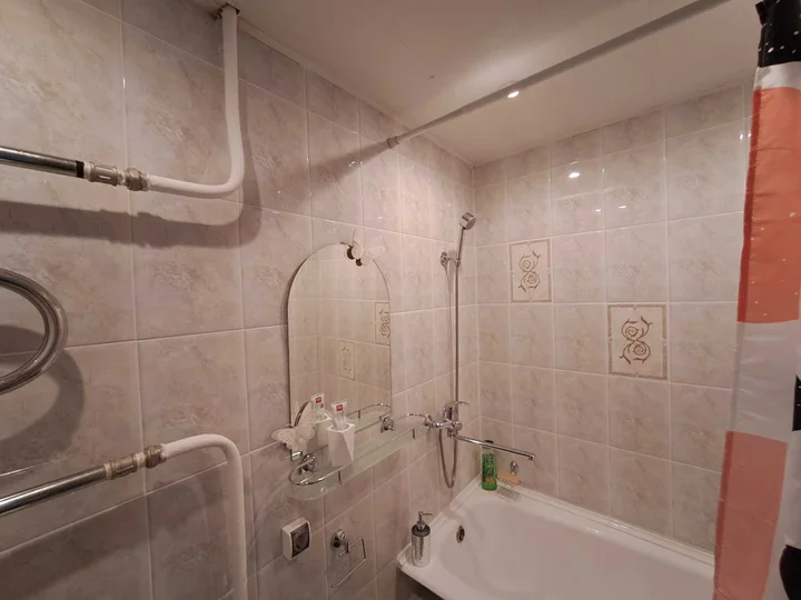 Красноярск: Аp-rent - Щорса 46