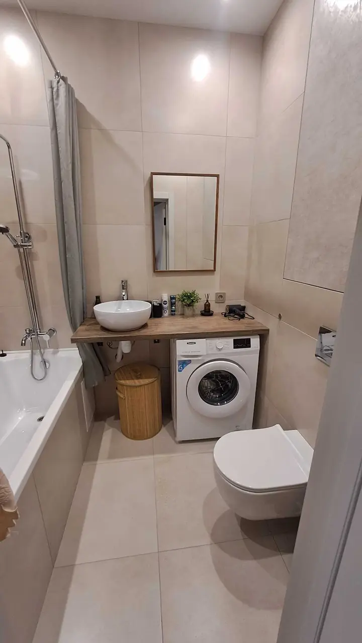 Красноярск: Ap-rent - Октябрьская улица 16