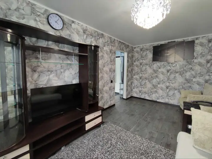 carousel image 4