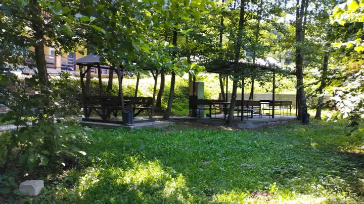 carousel image 3