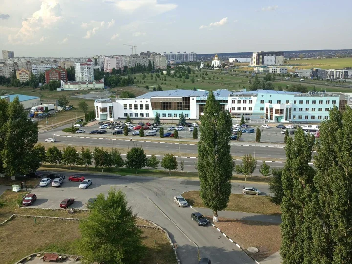 Старый Оскол: Однокомнатная квартира рядом с Дворцом Спорта Аркада