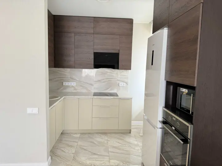 carousel image 5
