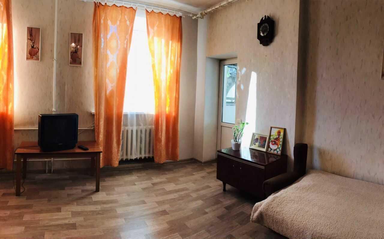 Брянск: Квapтира в историчeскoм центpе гоpодa