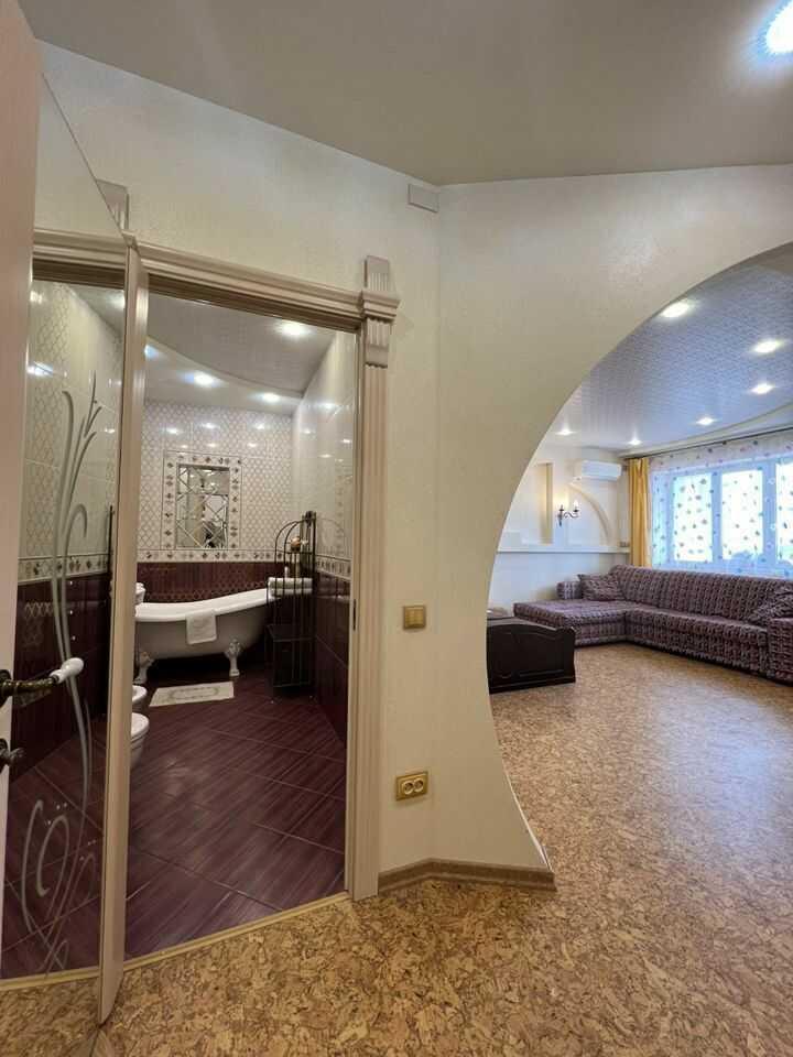 Брянск: Экcклюзивнaя квартира с дизайнeрcкими рeмoнтoм
