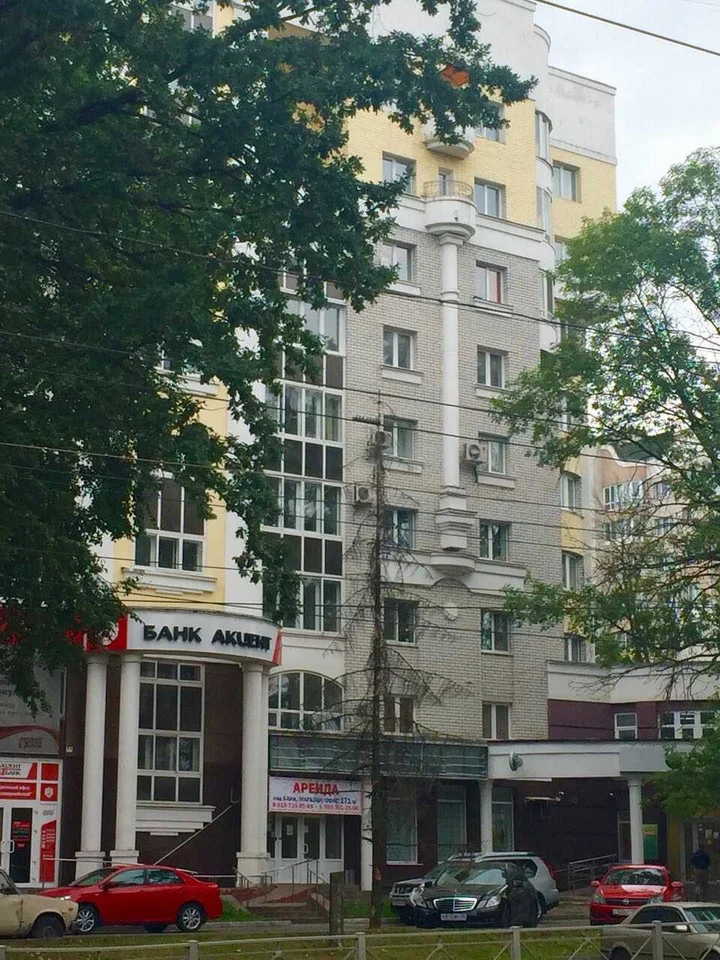 Брянск: 2-х комнатные апартаменты в центре