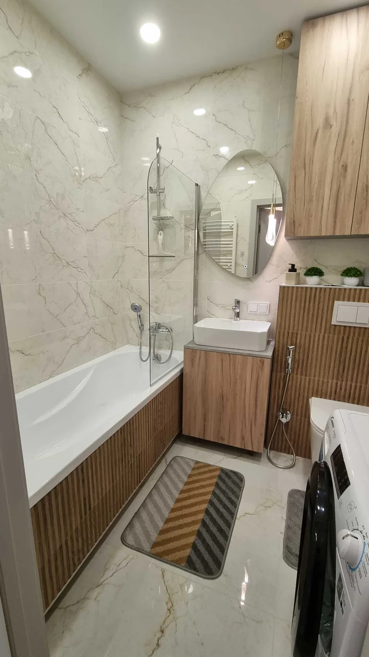 Калининград: Апартаменты Уют на Земельной