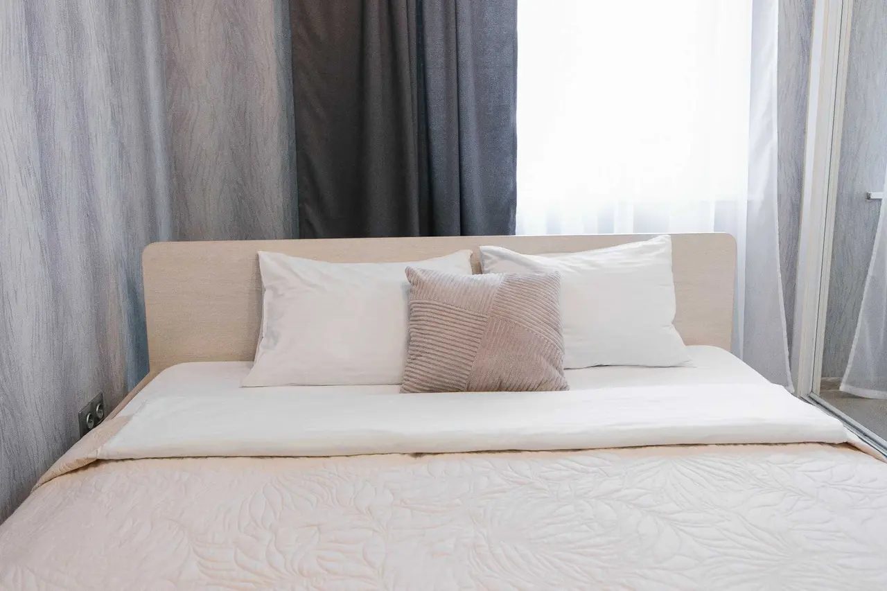 Хабаровск: Двухкомнатная квартира в районе центрального рынка на Кооперативной 5