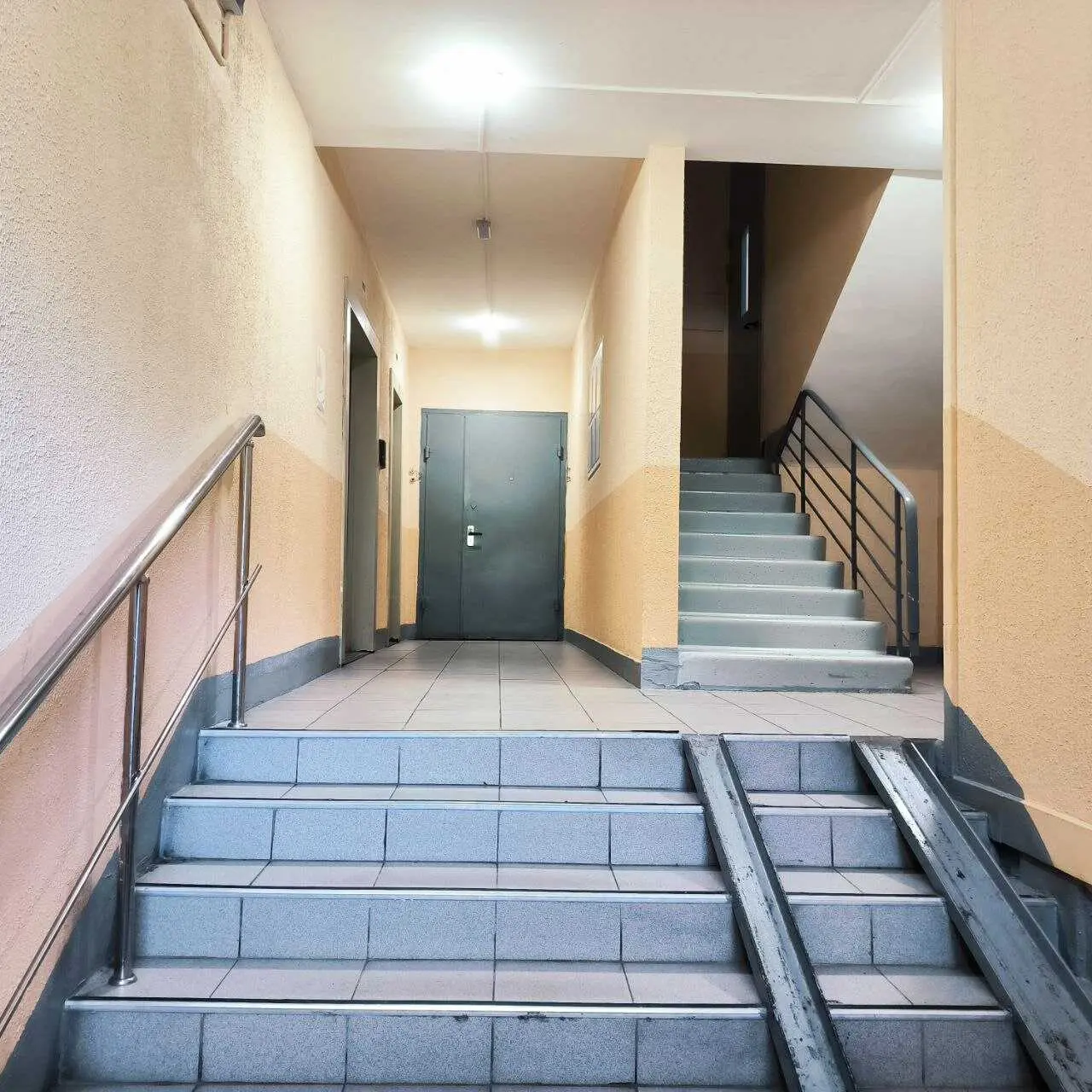 Москва: Уютные апартаменты Lora Home на Пражской