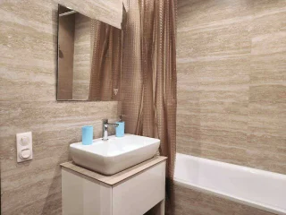 Москва: Бизнес-апартаменты Lora Home на Нагорной