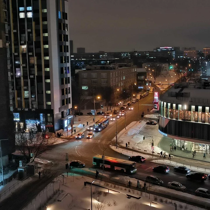 Москва: Бизнес-апартаменты Lora Home на Нагорной