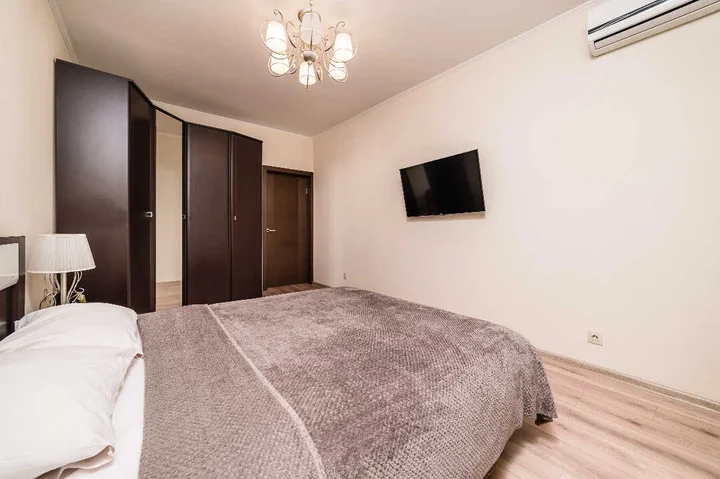 Казань: Квартира RusHouse у аквапарка, центра и набережной с приставкой+ смарт ТВ