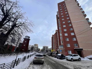 Тюмень: Апартаменты на улице Харьковская 27