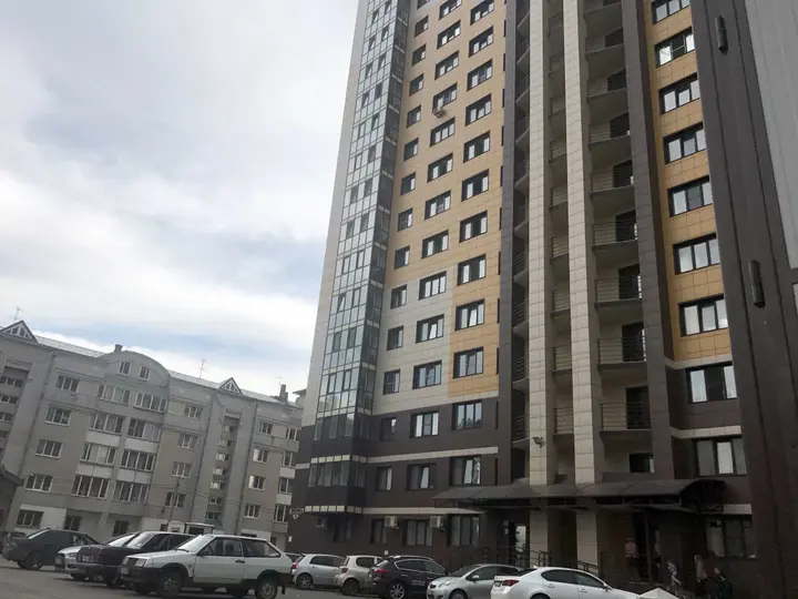 Барнаул: Апартаменты на Интернациональной 16