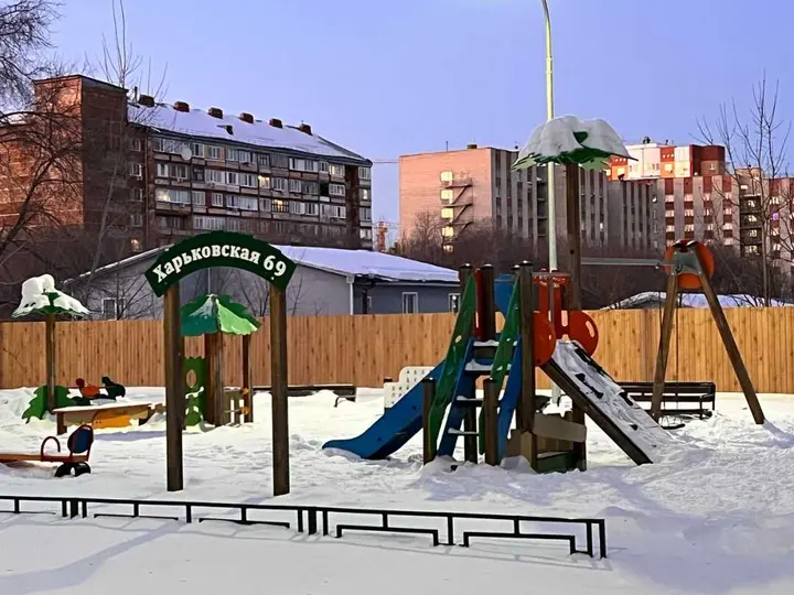Тюмень: Апартаменты Харьковская 69/2