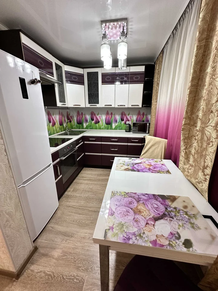 Ленинск-Кузнецкий: Аппартаменты на Пушкина 1А