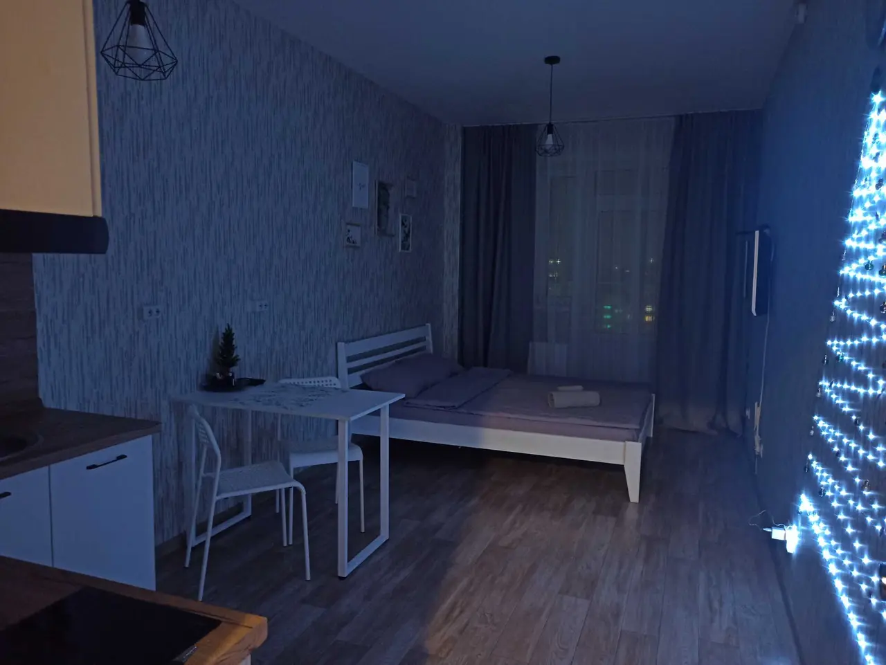 Красноярск: Квартира-студия на Караульной, 39