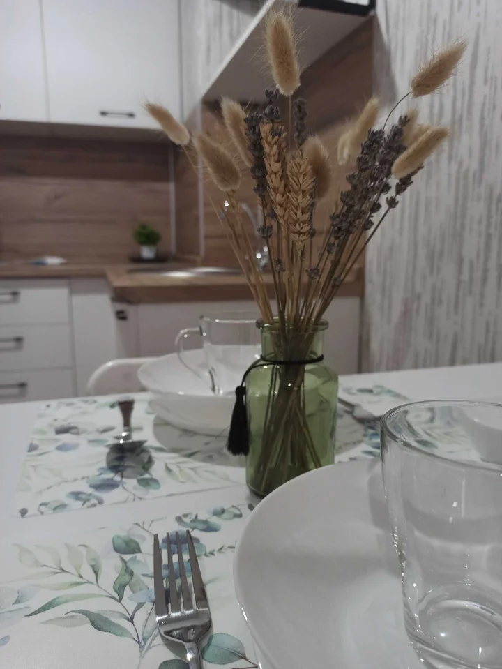 Красноярск: Квартира-студия на Караульной, 39