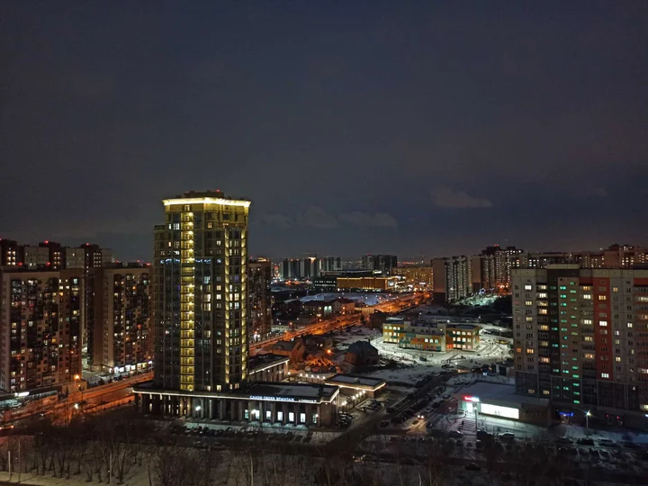 Красноярск: Квартира-студия на Караульной, 39