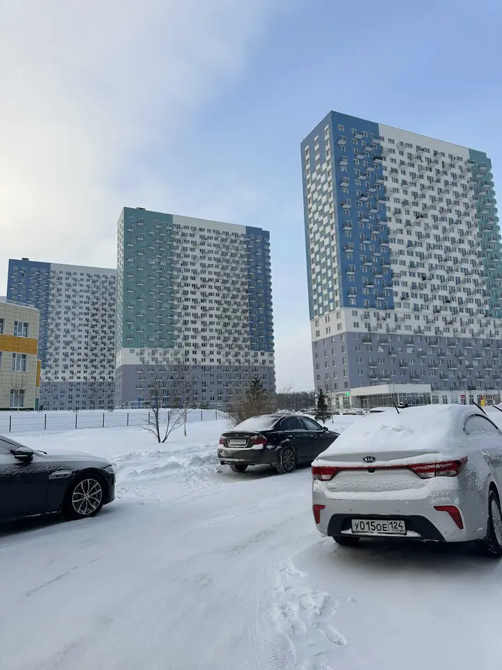 Красноярск: Студия на высоком этаже