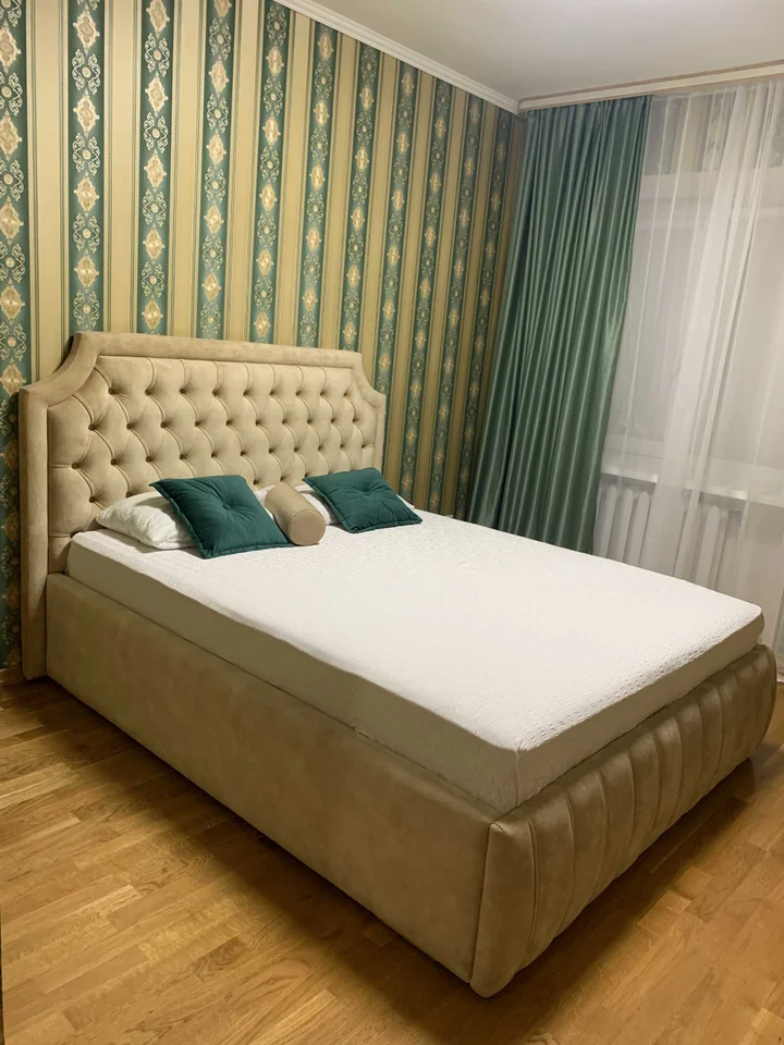 Азов: "Квартира в центре" Московская улица 86