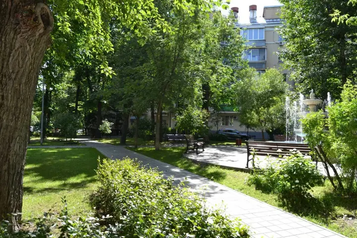 Элитная двухкомнатная квартира с джакузи рядом с метро Кутузовская — фото 3
