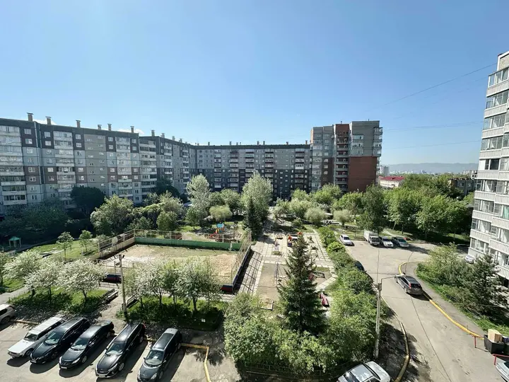 Красноярск: Взлетная 26г