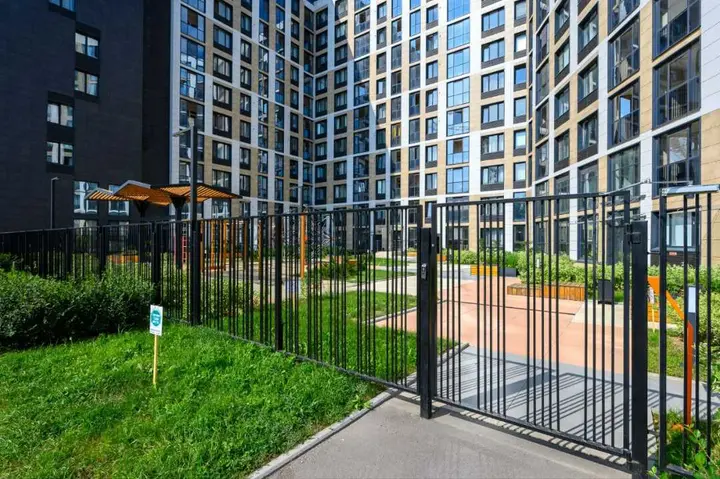 Санкт-Петербург: Автограф в центре 8