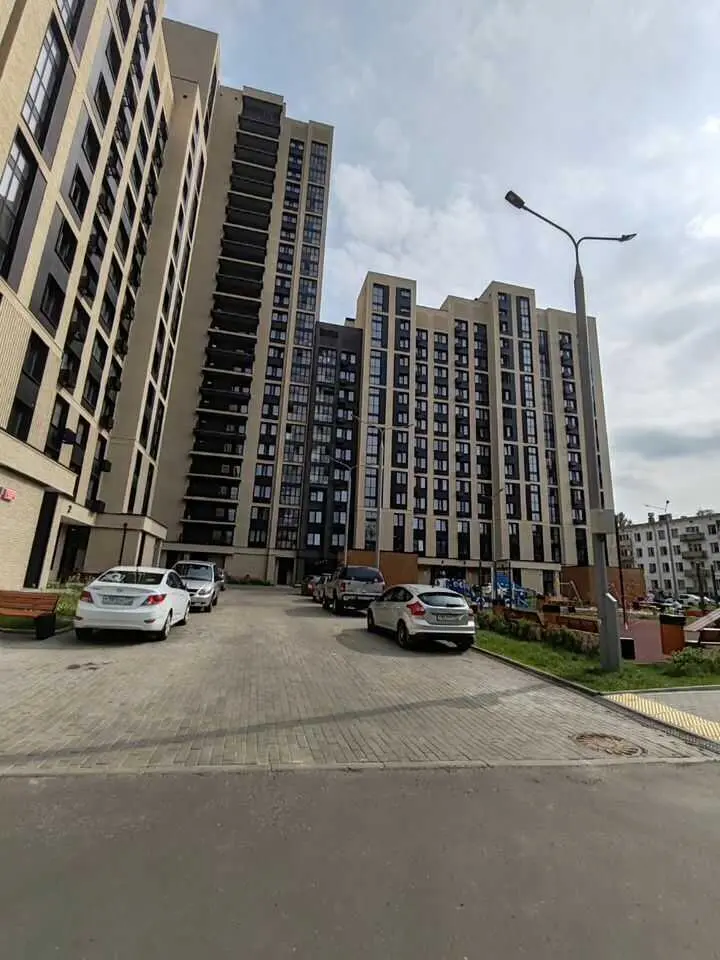 Москва: Новaя квapтиpa рядом с Рублевским шоссе