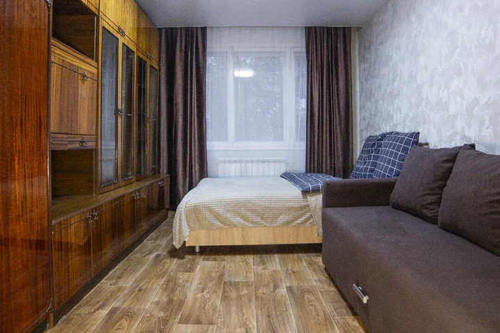 Нижний Новгород: Apartament 52 на проспекте Бусыгина