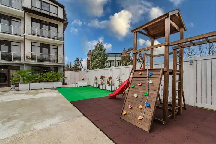 Сочи: Отель "Astra Montale Family 4*"