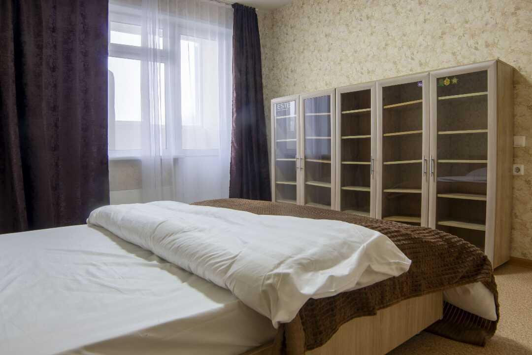 Нижний Новгород: Apartament 52 на улице Янки Купалы 46к2