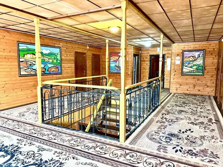 carousel image 5