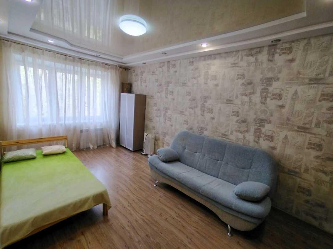 Челябинск: Апартаменты На Воровского
