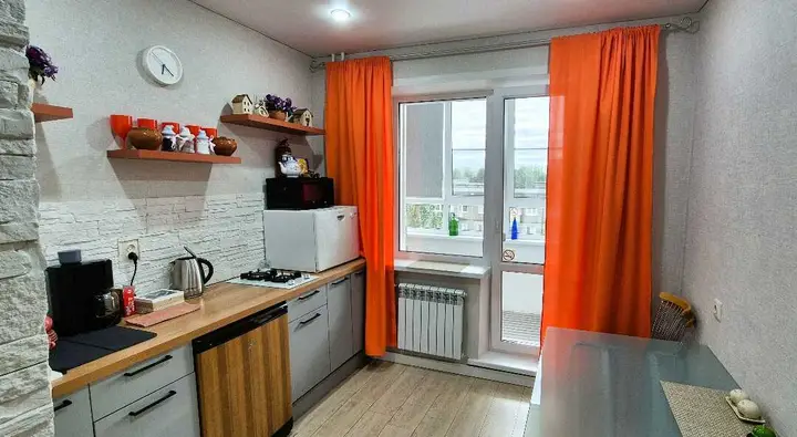 carousel image 4