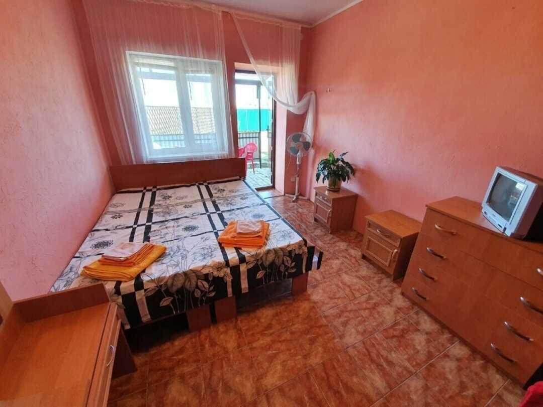Штормовое: Фанни Вероника