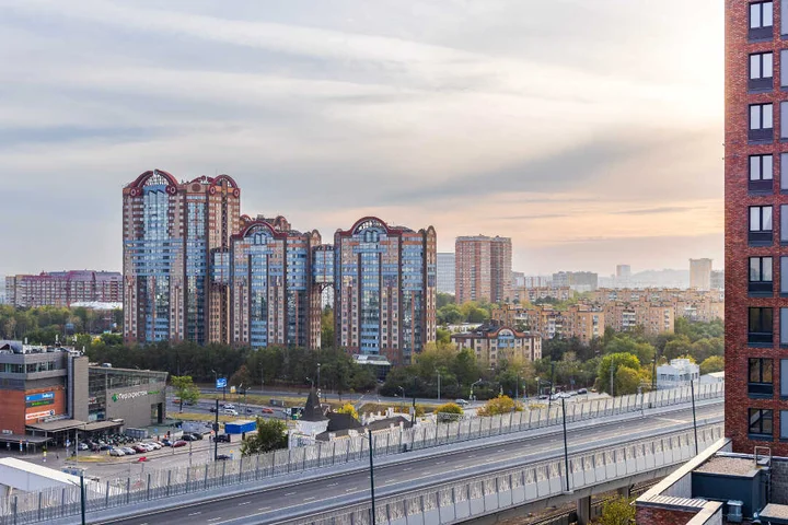 Москва: «Золотая вершина»