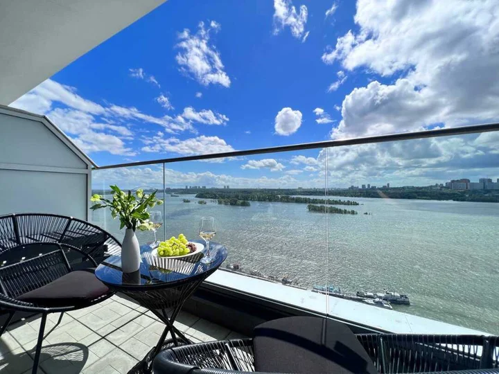 Новосибирск: Апартаменты River Breeze