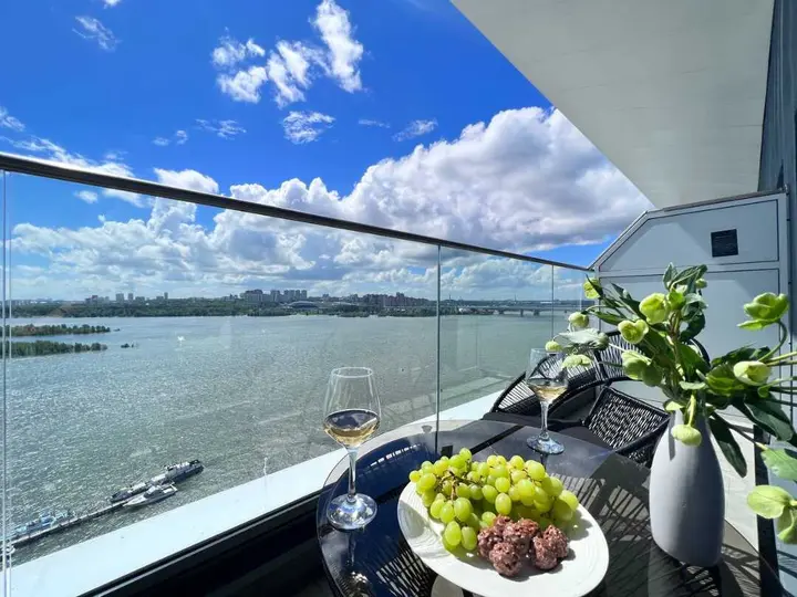 Новосибирск: Апартаменты River Breeze