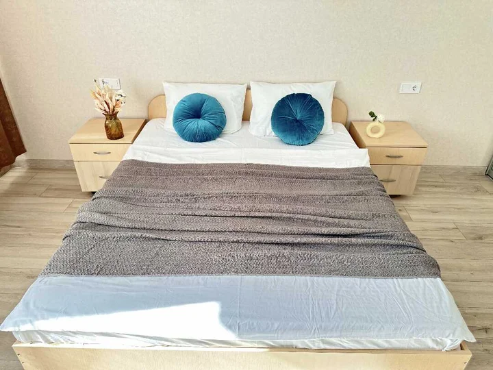 Уфа: Квартира на Рудольфа Нуреева 5
