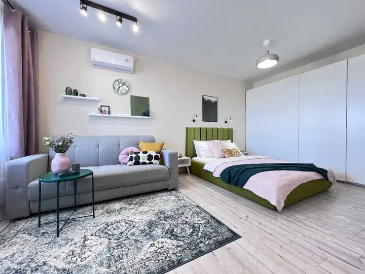 Новосибирск: Апартаменты An Island Of Calm And Comfort In A The Metropolis