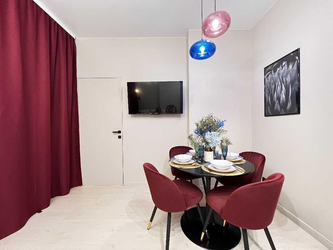 Новосибирск: Luxury Apartments возле ТРЦ Аура