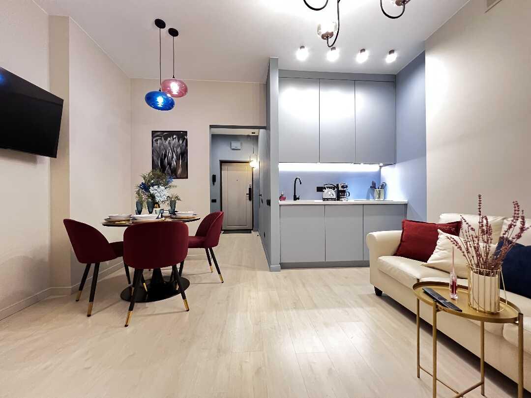 Новосибирск: Luxury Apartments возле ТРЦ Аура