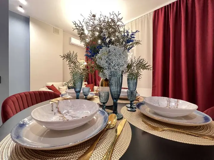 Новосибирск: Luxury Apartments возле ТРЦ Аура